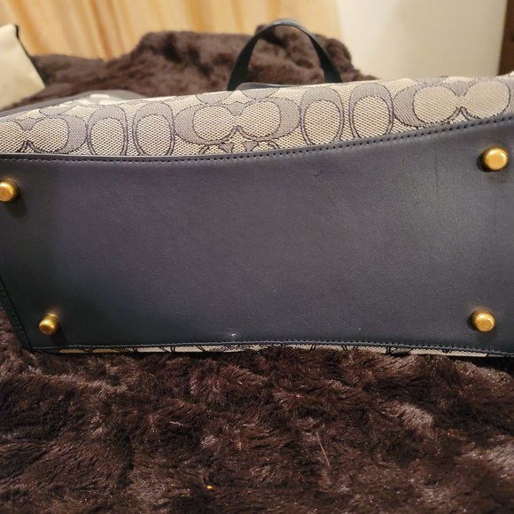 Coach denim look tote with coach chain. Includes chain extender - Picture 9 of 13